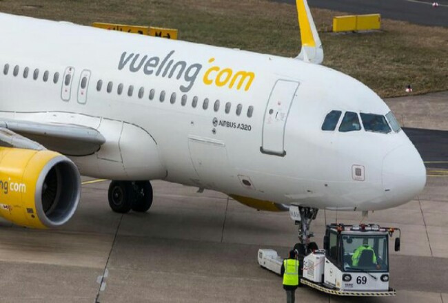 Pesawat Vueling Airlines 