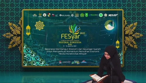 Festival Ekonomi Syariah Regional Sumatera 2021 secara virtual di Pekanbaru, Rabu (11/8/2021).