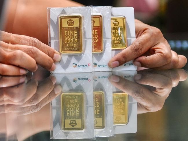 Ilustrasi harga emas turun di Pekanbaru (foto/int)