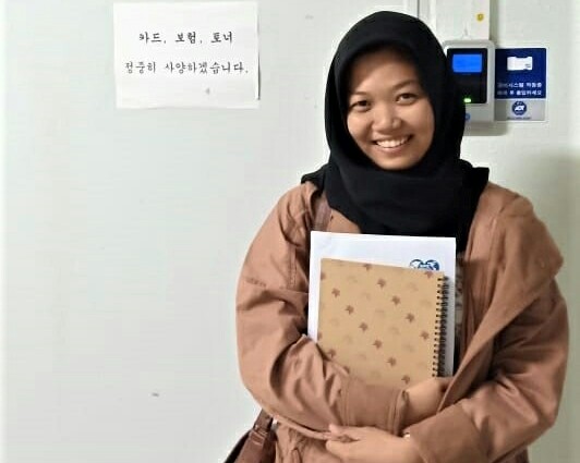 Syafrina Putri, 22, mahasiswi Program Studi Perminyakan UIR.