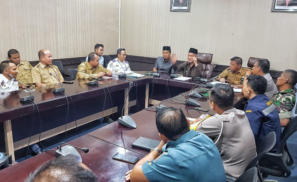 Rapat koordinasi Pemerintah Kabupaten Kepulauan Meranti bersama dinas dan instansi terkait yang dipimpin langsung Wakil Bupati Meranti H Said Hasyim.
