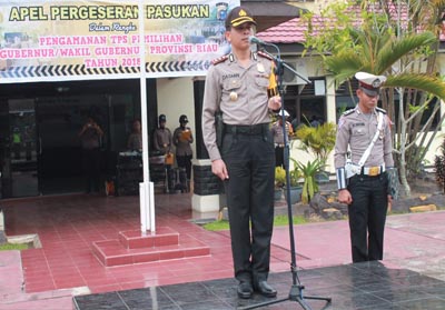 Apel Pergeseran Pasukan dalam rangka Pengamanan TPS Pemilihan Gubernur/Wakil Gubernur Provinsi Riau 2018 di Wilkum Polres Inhu