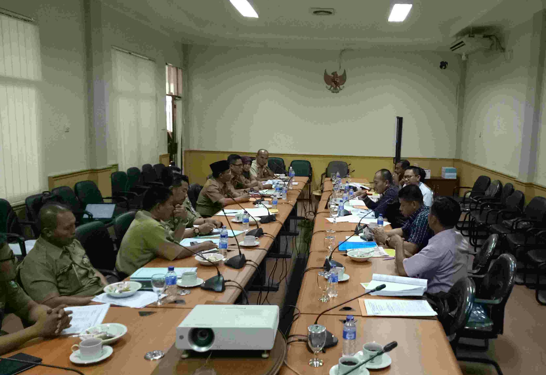 Komisi II DPRD Bengkalis membahas dengan dinas Pertanian dan Peternakan