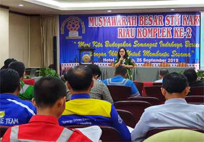 Suasana penjabaran mengenai STM Riau Kompleks.