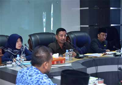 Pelaksanaan Audit Kinerja atas efektivitas pengelolaan belanja daerah, di ruang rapat Hang Tuah lantai II Kantor Bupati Bengkalis, Selasa (1/10/2019).