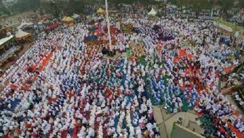 Ribuan peserta dari pelosok desa, kabupaten, Bahkan provinsi padati Lapangan Gajah Mada Tembilahan