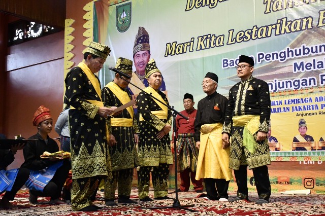 Gubernur Syamsuar menghadiri pelantikan LAM Riau Perwakilan Jakarta (foto/int)