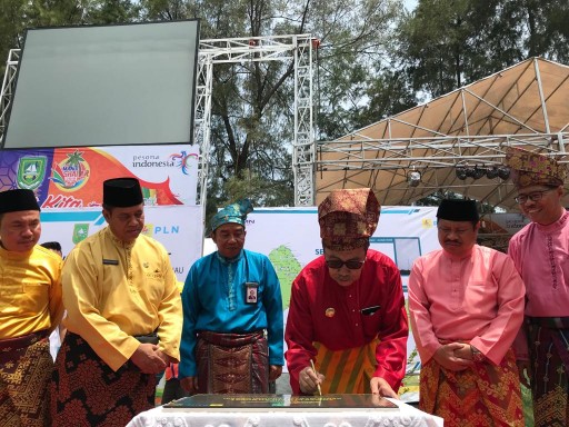 Gubernur Riau Drs H Syamsuar Msi hadiri Budaya Mandi Safar.