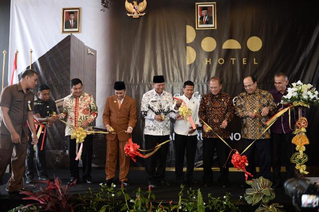 Peresmian Bono Hotel yang dihadiri banyak pejabat di Riau. Foto HPR