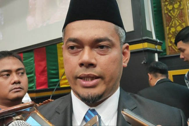 Ketua DPRD Kota Pekanbaru Hamdani.