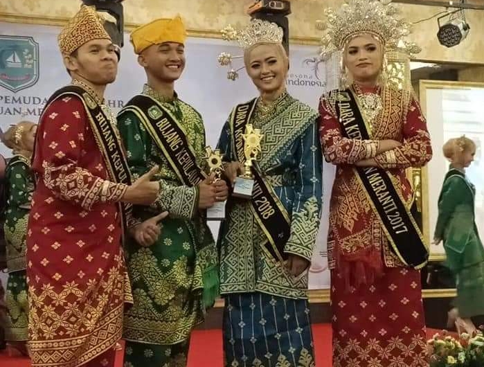 Habib Hamidi dan Sri Astuti ditetapkan terpilih sebagai Bujang dan Dara Kabupaten Kepulauan Meranti tahun 2018.