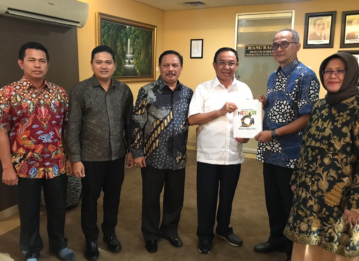 Bupati Kabupaten Inhil, HM Wardan melakukan audiensi bersama Direktur Jenderal Perdagangan Luar Negeri Kementerian Perdagangan Republik Indonesia
