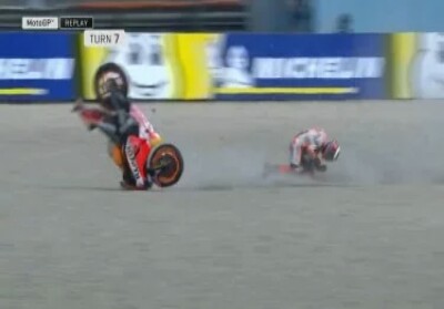 Lorenzo alami kecelakaan saat sesi latihan MotoGP Belanda.