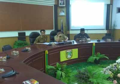 Sekda pimpin rapat penggalangan dana gempa dan tsunami Palu dan Donggala Sulawesi Tengah.