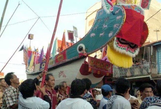 Festival Bakar Tongkang di Bagansiapiapi, Rohil.