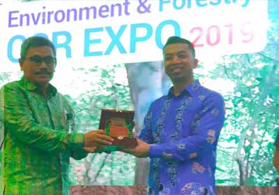 APRIL kembali dipercaya sebagai juara 1 stand terbaik kategori industri BUMN dan Swasta dalam IndoGreen Environment & Forestry Expo 2019.