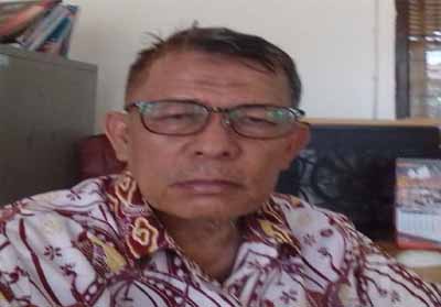 Kepala UPT Disdik Riau Kabupaten Kuansing H Syahrial 