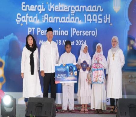 Penyerahan bantuan ke 20 Yayasan binaan CSR PGN/Afiliasi di wilayah operasi SOR I Sumatera (foto/ist)