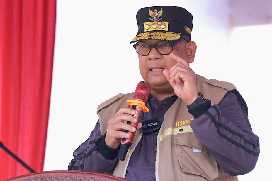 Gubernur Riau, Edy Natar Nasution imbau masyarakat tak alihkan lahan pertanian jadi kebun sawit (foto/int)