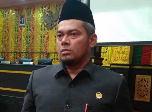 Ketua DPRD Kota Pekanbaru Hamdani.