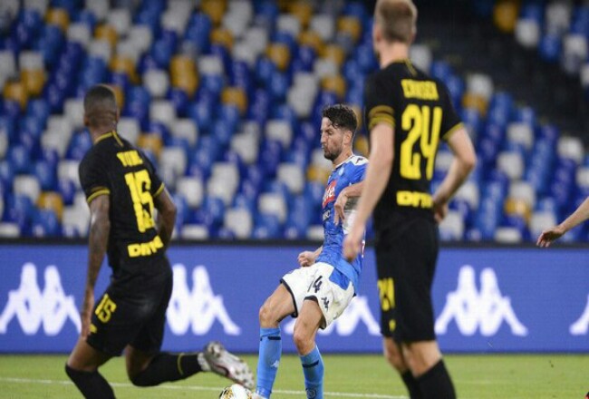 Napoli singkirkan Inter Milan di semifinal Coppa Italia 2019/2020. Foto: Detik