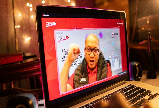 Direktur Utama Telkomsel Setyanto Hantoro saat memaparkan pemerataan akses broadband di wilayah 3T oleh Telkomsel secara virtual di Jakarta, Rabu (23/12/2020). 