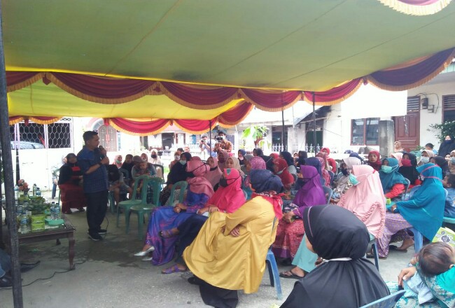 Tengku Azwendi Fajri saat sosialisasi Perda.