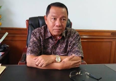 Ketua KONI Provinsi Riau, Emrizal Pakis 