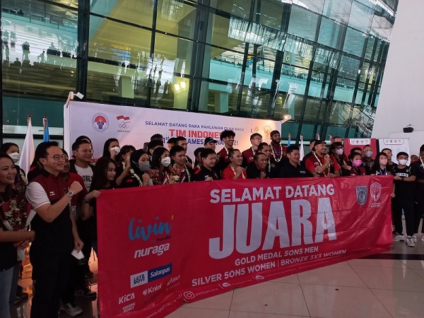Kontingen Indonesia kembali ke Tanah Air usai berlaga di SEA Games 2021.