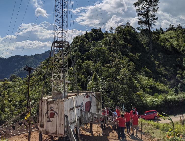Telkomsel menghadirkan jaringan 4G LTE di Pasiah Laweh, Agam, Sumatera Barat sebagai bentuk komitmen untuk #TerusBergerakMaju dalam memenuhi kebutuhan komunikasi seluruh masyarakat.
