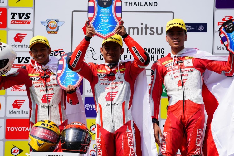 Pebalap AHRT berhasil menunjukkan dominasinya pada ajang Asia Road Racing Championship kelas AP 250 race pertama (foto/ist)