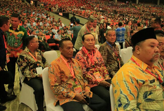Bupati Sukiman didampingi Kepala Bappeda Rohul Nifzar, di antara 10.000 peserta Rakornas Penanggulangan Bencanana yang dilaksanakan BNPB, dan dipusatkan di Sentul Internasional Convention Centra, Bogor, Jawa Barat.