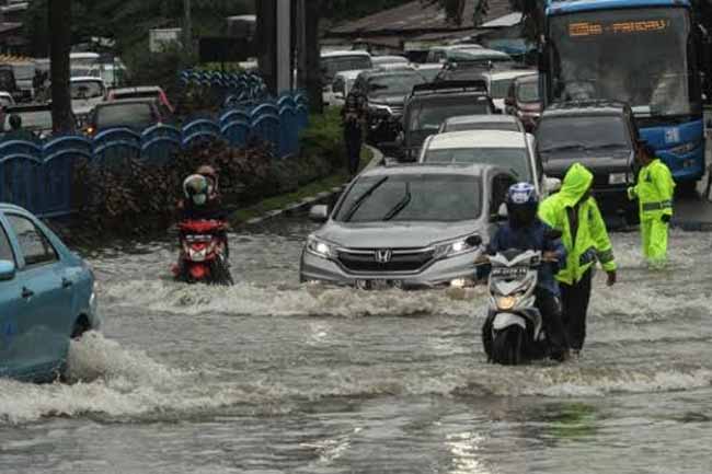 Banjir di Kota Pekanbaru hampir terjadi setiap musim hujan.