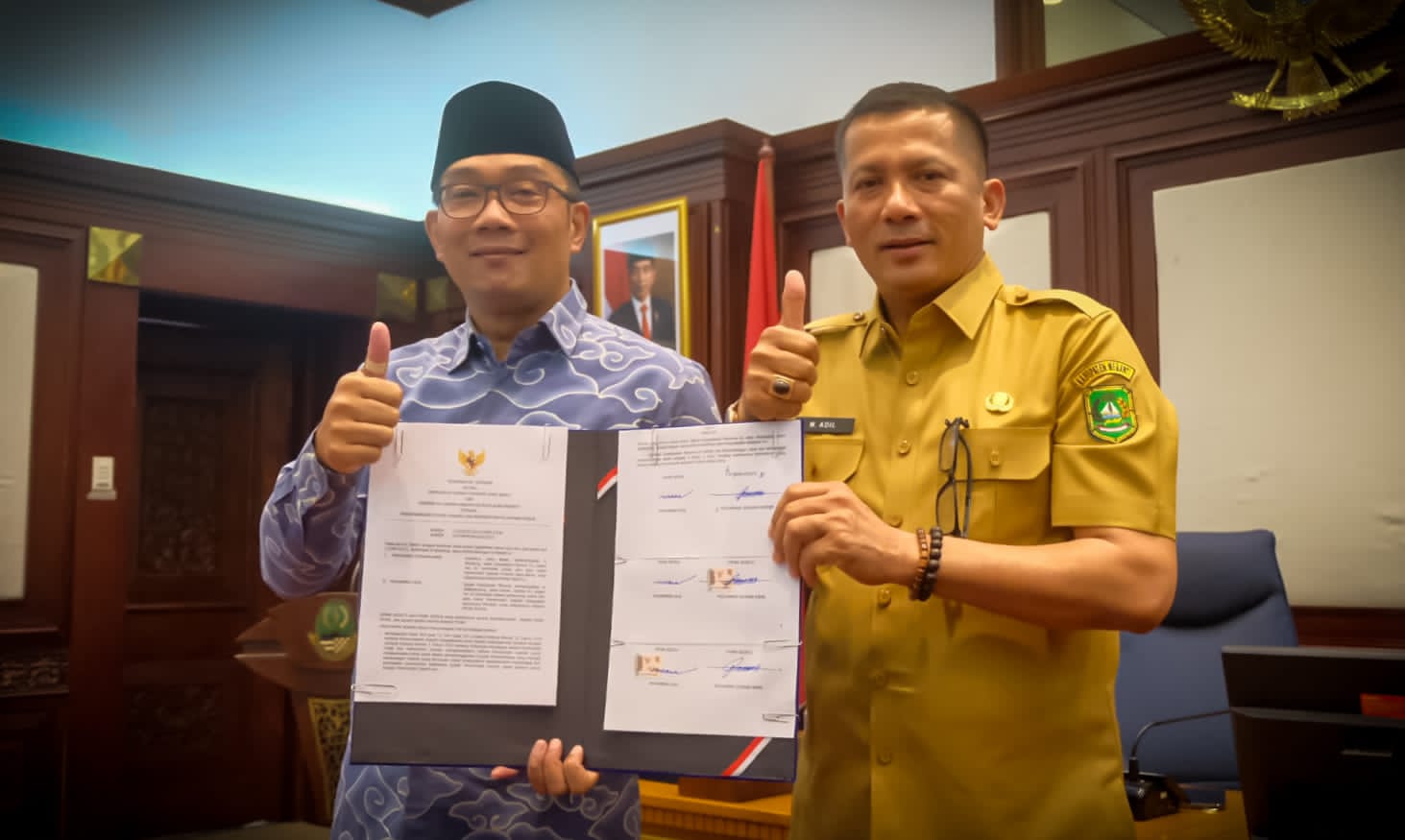 Bupati Kepulauan Meranti, H Muhammad Adil lakukan Mou bersama Gubernur Jawa Barat, Ridwan Kamil