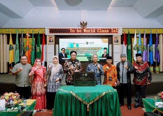 FEB Universitas Islam Riau dipilih oleh Badan Pusat Statistik Provinsi Riau menjadi salah satu Perguruan Tinggi untuk dibangun pojok statistik di Provinsi Riau