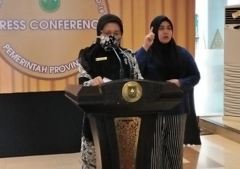 Kepala Dinas Kesehatan (Kadiskes) Riau, Mimi Yuliani Nazir