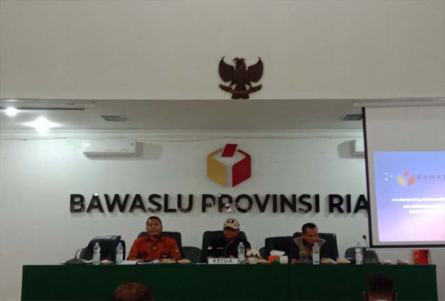 Bawaslu Riau gencar patroli pengawasan untuk mencegah Serangan Fajar.