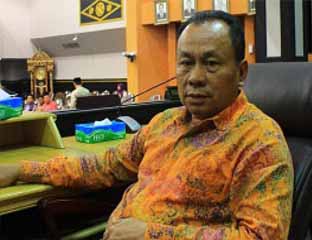 Sahril Ketua DPRD Kota Pekanbaru 
