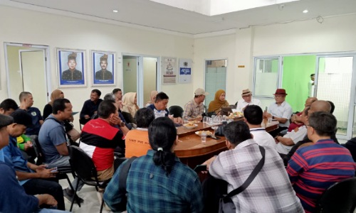 Rapat persiapan KLB Konferprov XVI PWI Riau 2023.(foto: budy/halloriau.com)