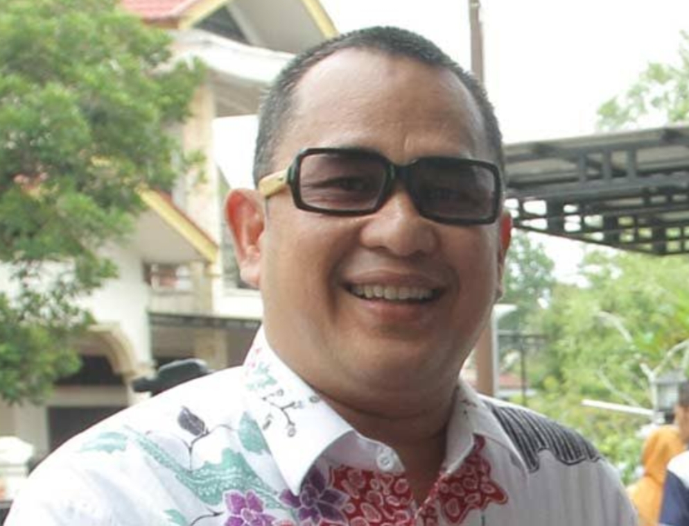 Ketua PWI Riau Zulmansyah Sekedang