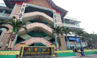 Hingga kini Pasar Wisata Pasar Bawah masih dikelola Disperindag Kota Pekanbaru (foto/int)