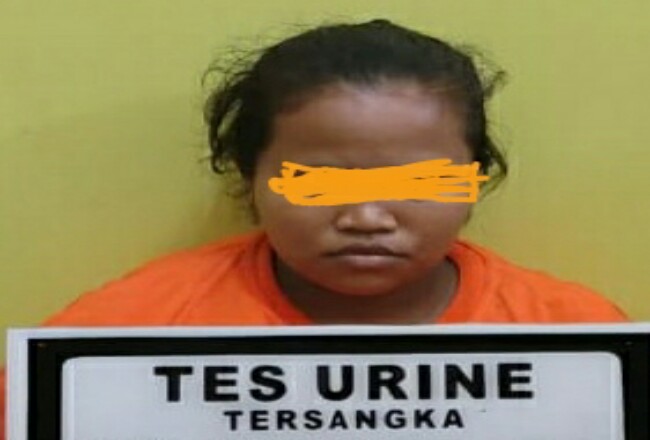 SLR wanita pembuang bayinya dalam karung di Tambusai Utara, ditangkap Polisi. 
