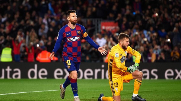 Barcelona menang 4-1 atas Celta Vigo berkat hat-trick Lionel Messi. FOTO: Alex Caparros/Getty Images