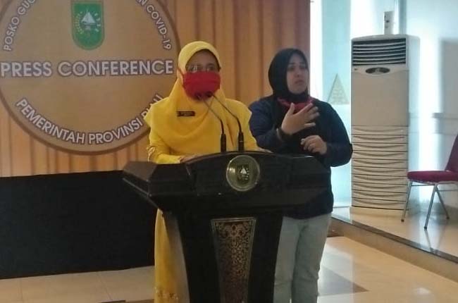  Kepala Dinas Kesehatan Provinsi Riau Mimi Yuliani Nazir,