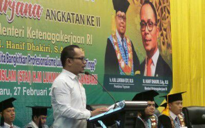 Menteri Tenaga Kerja RI, Muhammad Hanif Dhakiri saat berkunjung ke Riau