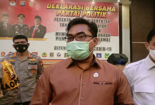 Ketua KPU Riau Ilham Muhammad Yasir