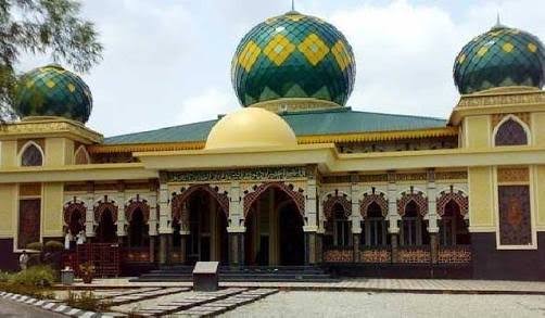 Masjid paripurna.