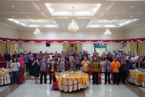 Gubernur Riau, Syamsuar gelar pertemuan dengan Ikatan Ahli Kesehatan Masyarakat Indonesia (foto/int)