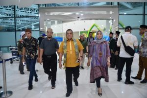 Wagubri Edy Natar tiba di Banjarmasin hadiri pembukaan MTQ ke-29 Nasional.(foto: mcr)