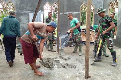 Pengerjaan Musala Nurul Hidayah di Desa Sungai Nyamuk, Kecamatan Sinaboi 